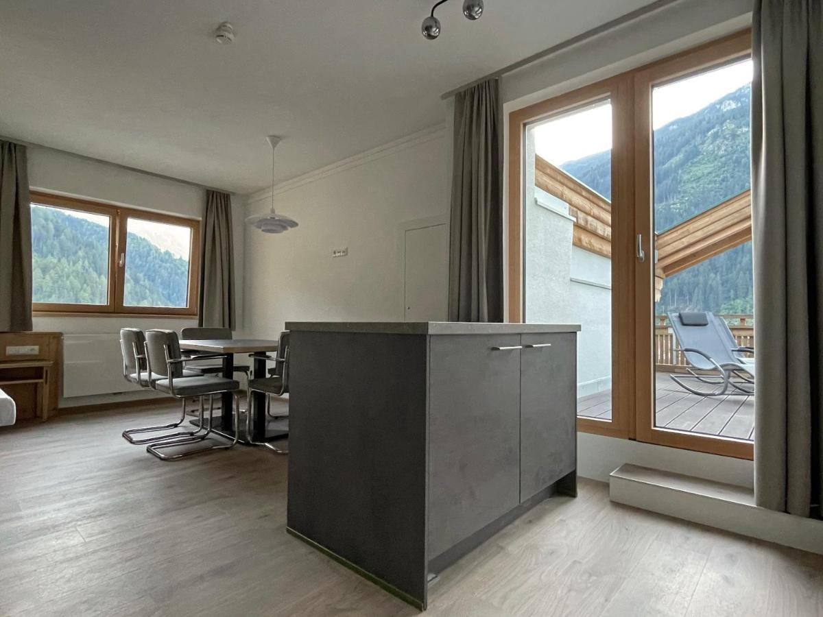 Hotel & Suites Gluck Auf Mayrhofen Exterior photo