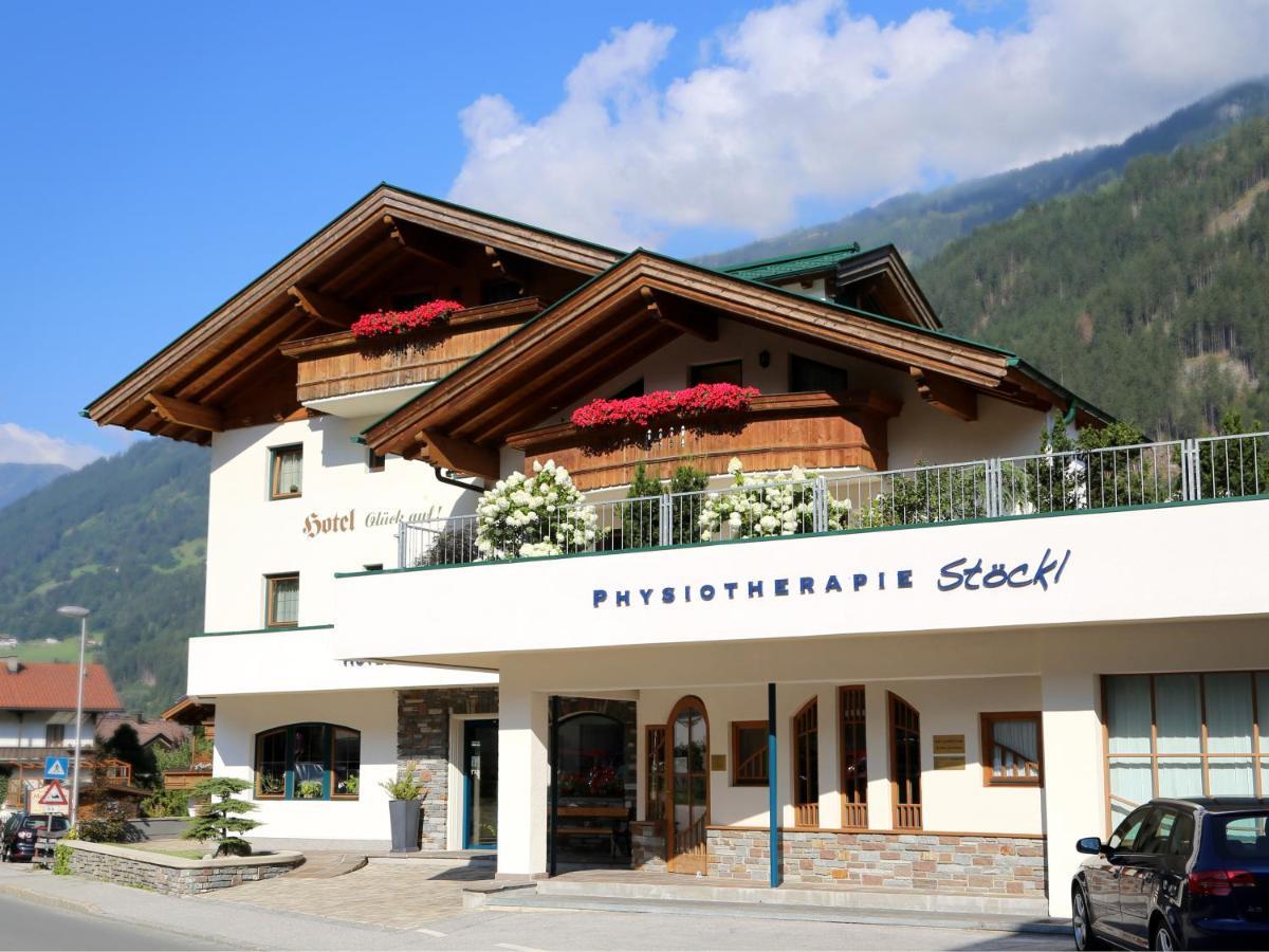 Hotel & Suites Gluck Auf Mayrhofen Exterior photo